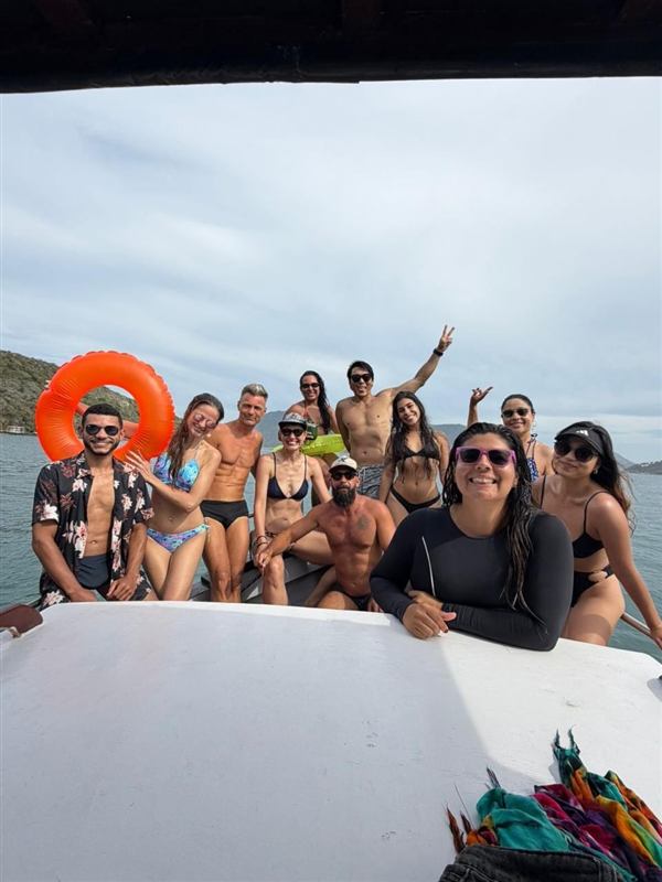Passeio de Barco Privativo
